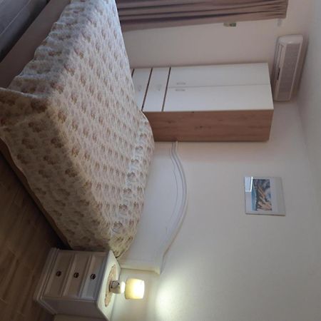 Rooms Nikola Tučepi المظهر الخارجي الصورة