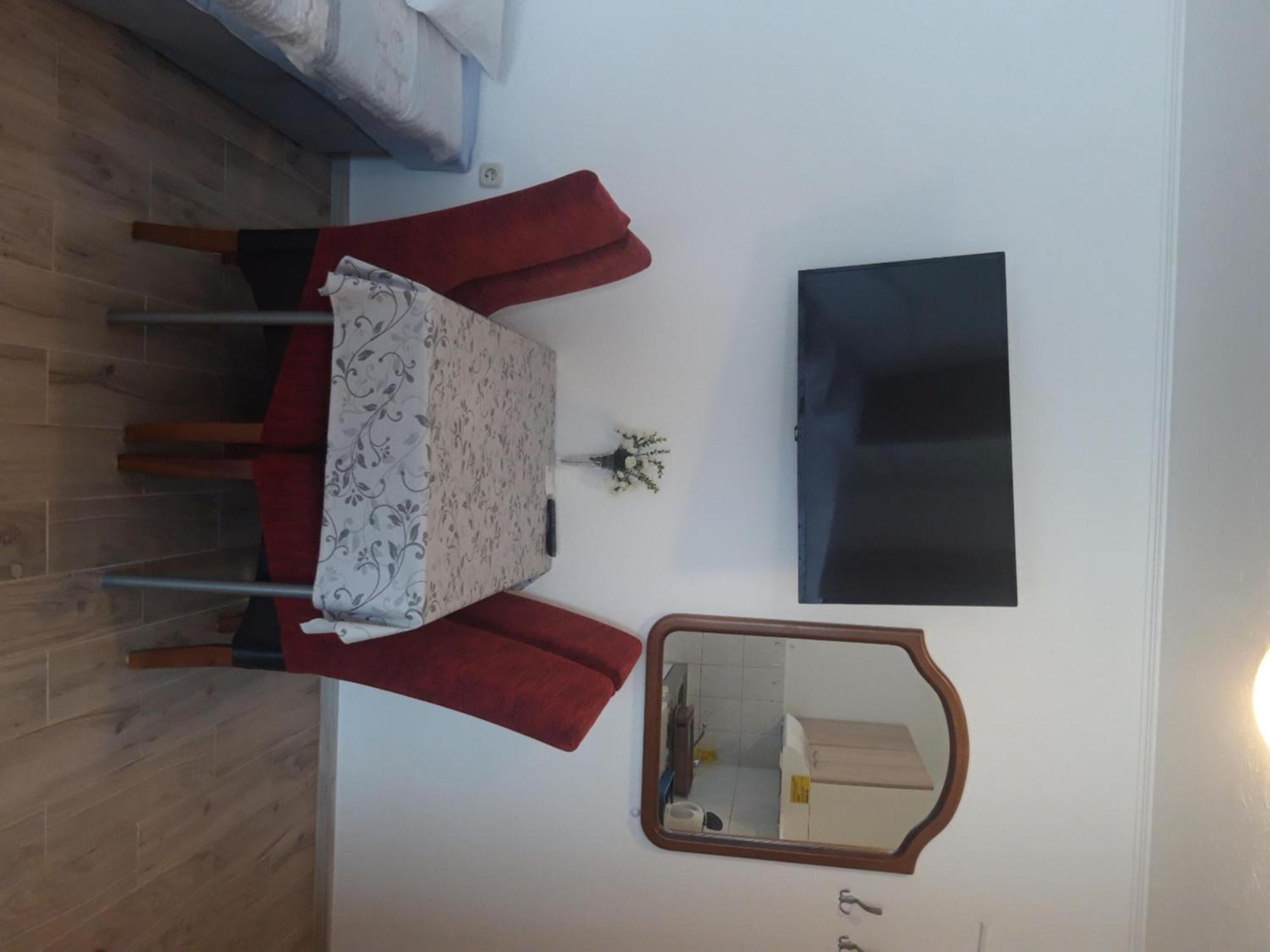 Rooms Nikola Tučepi المظهر الخارجي الصورة